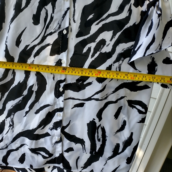 Nine West Abstract Brush Stroke Print Button Down With Flounce Sleeves XXL - Picture 5 of 5